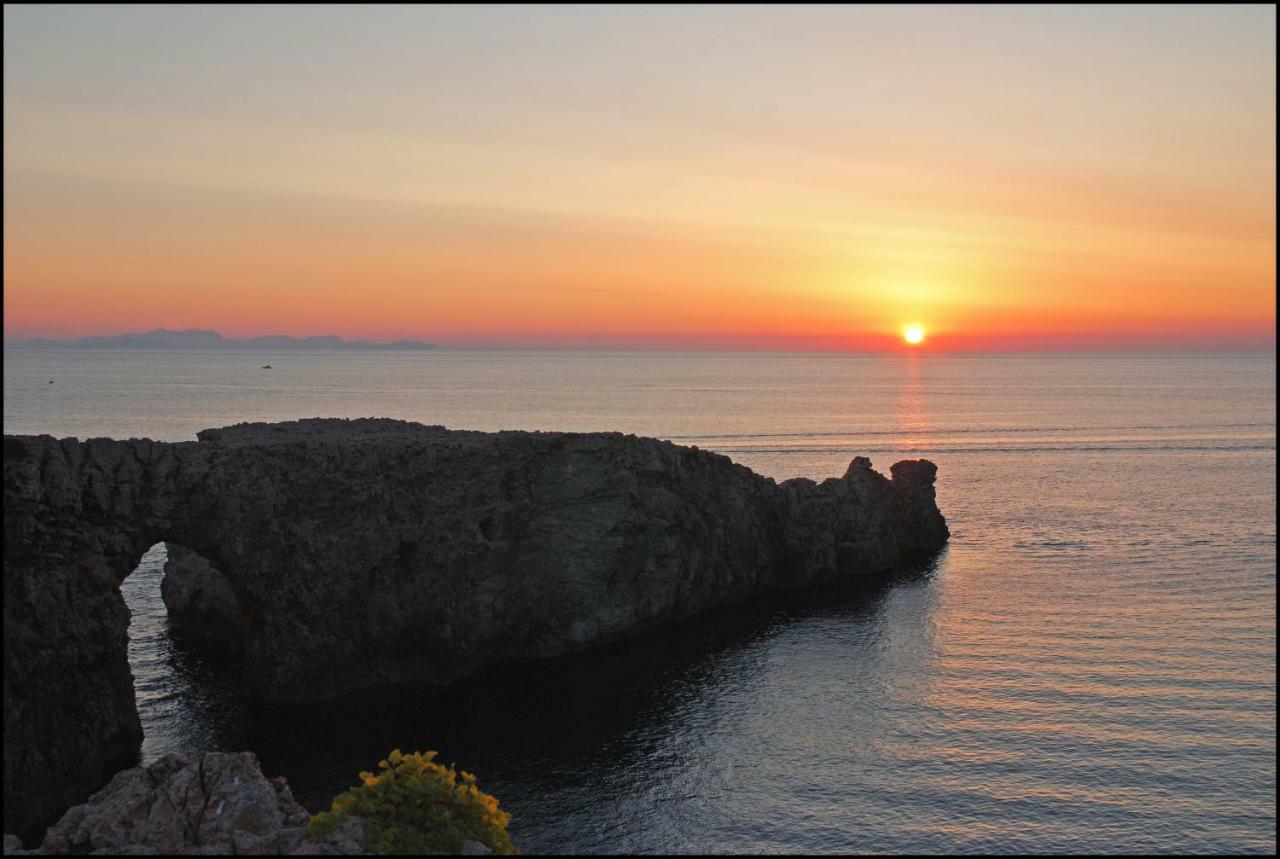 Villa Victor - Primera Linea Mar, Vista A Puesta De Sol Кала-эн-Бланес Экстерьер фото